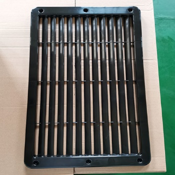 Plastic mesh panel